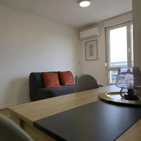 302 - 2 Pieces Equipe A Apartment Strasbourg
