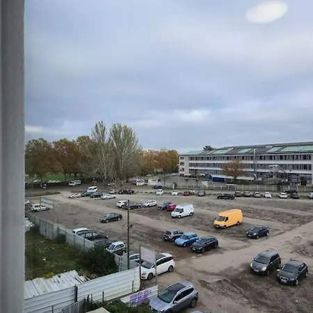 302 - 2 Pieces Equipe A Apartament