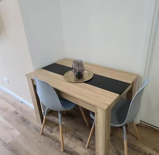 Appartement 302 - 2 Pieces Equipe A *