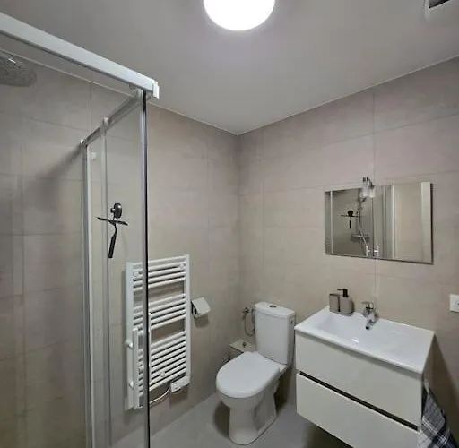 302 - 2 Pieces Equipe A Appartement *